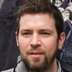 Oliver T.